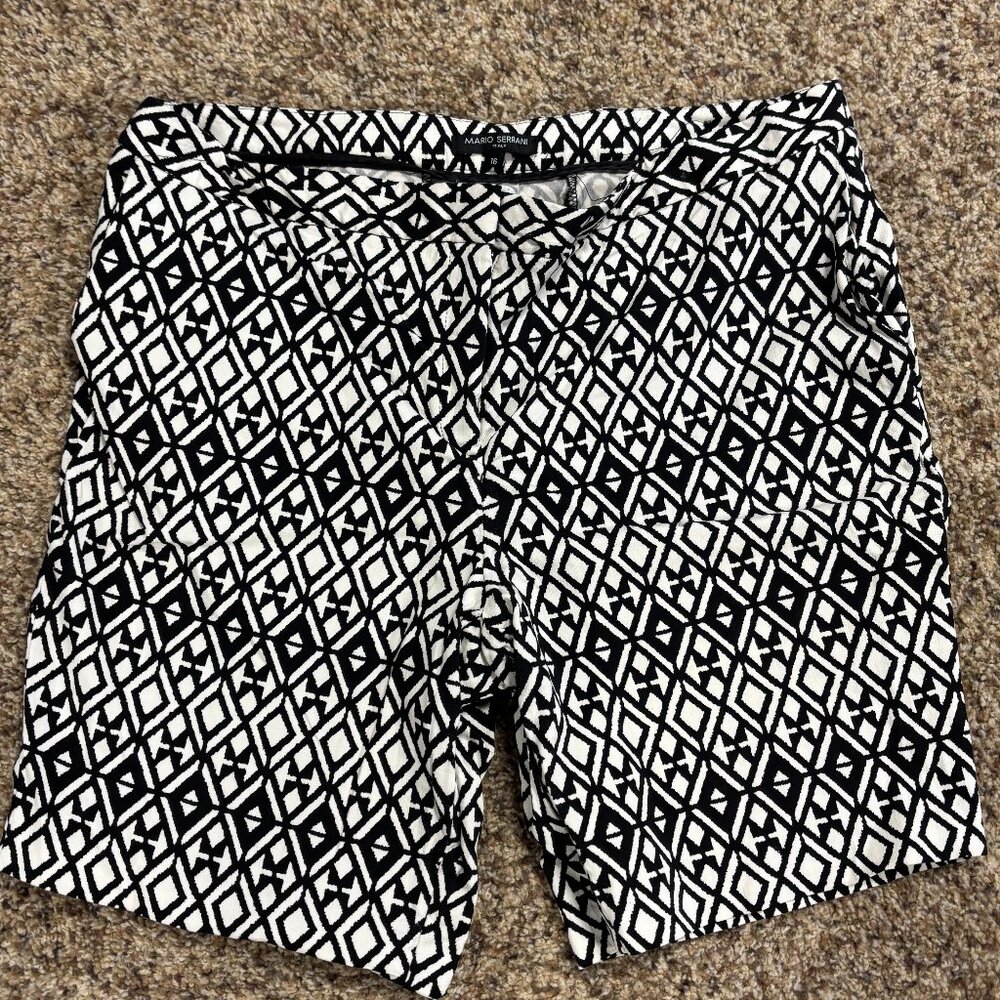 Mario Sarrani Italy Shorts Stretch Bermuda Shorts - Women's Size 16 - 2180